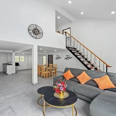 Sabai2 Newly Build In 2km To Walking Street วิลล่า