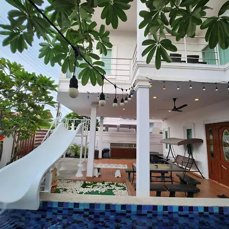 Ketki Luxury Pool Seaflare *
