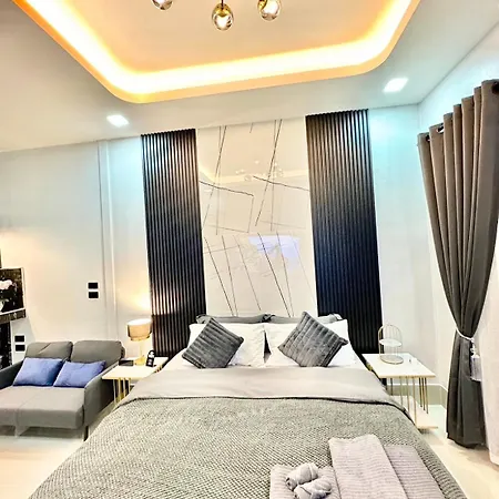 อพาร์ตโฮเทล Viraplace 4# 3*