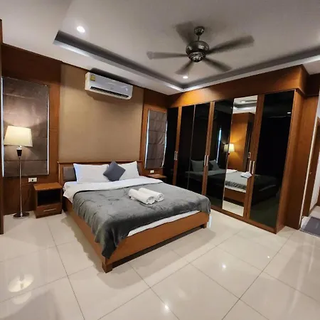 Ketki Luxury Pool Seaflare Villa Pattaya