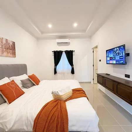 Private Pool 4 Bedroom 5 Bathroom Near Walking Street And Bbq Pattaya