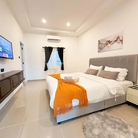 Private Pool 4 Bedroom 5 Bathroom Near Walking Street And Bbq * Pattaya