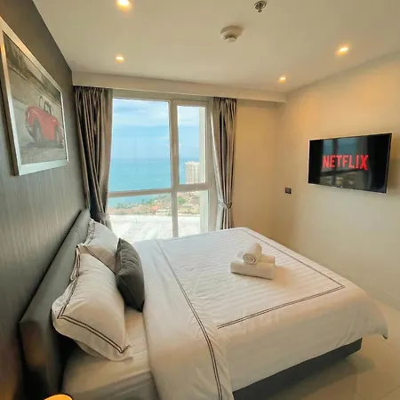 Panoramic Sea View At Sky Residences - Pratamnak Modern