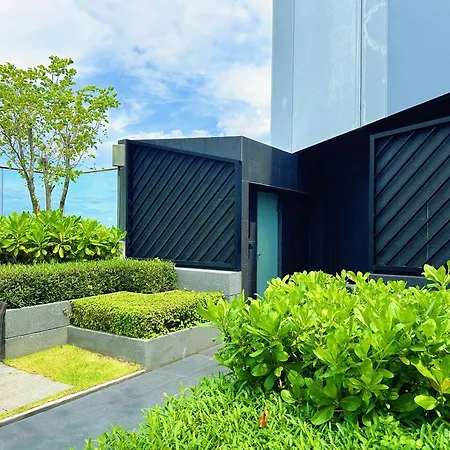 Edge Luxury อพาร์ทเม้น *