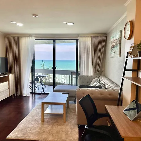 Beachfront 3br With Ocean-view Balcony Apartment *