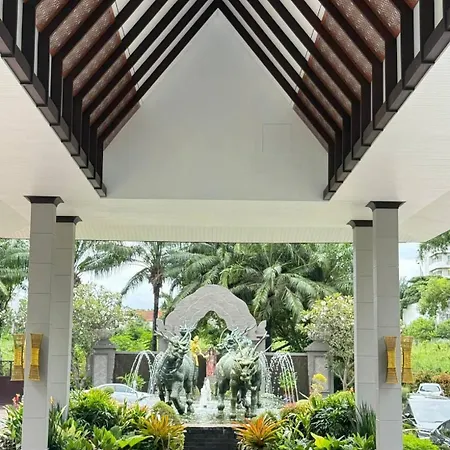 Garden Cliff And Resort Pattaya