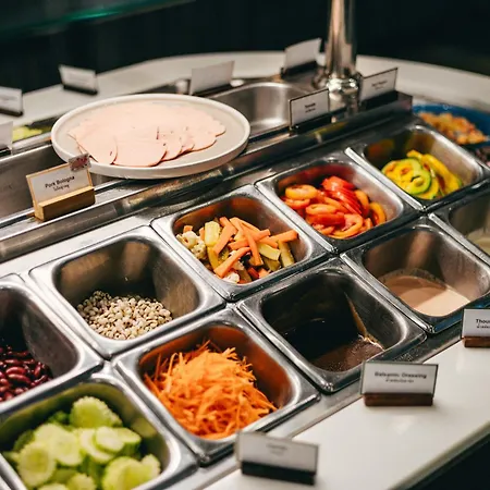Heeton Concept By Compass Hospitality โรงแรม Pattaya