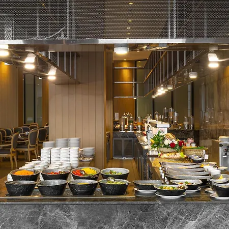 โรงแรม Royal Cliff