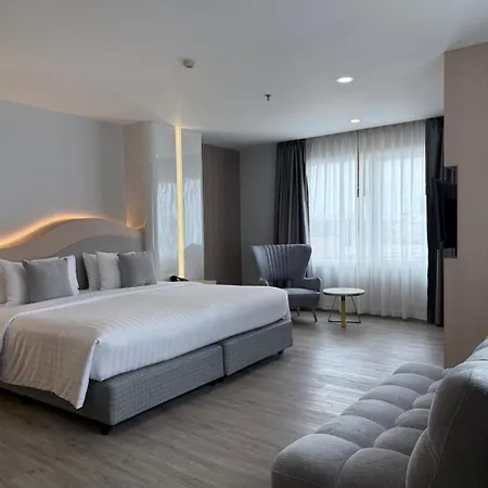 Empress โรงแรม 3*