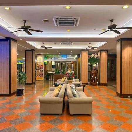 โกลเด้นบีชโฮเทล พัทยา โรงแรม Pattaya
