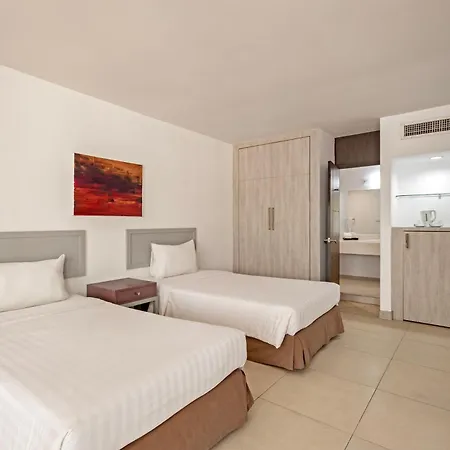 Resort Tropicana 4*
