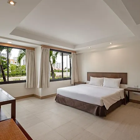 Resort Tropicana 4*