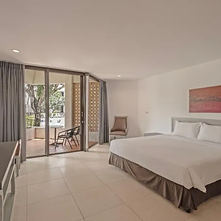 Resort Tropicana Pattaya