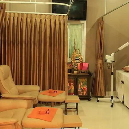Oyo 146 Rivana Boutique By Sandara โรงแรม