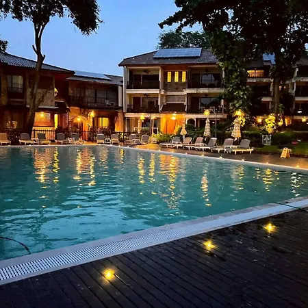 Birds And Bees 3* Pattaya