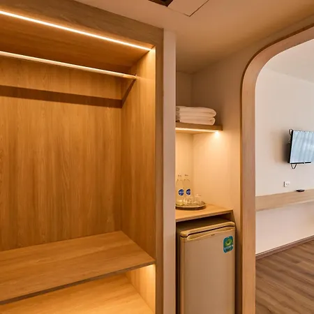 Hotel Welcome Plaza 3*