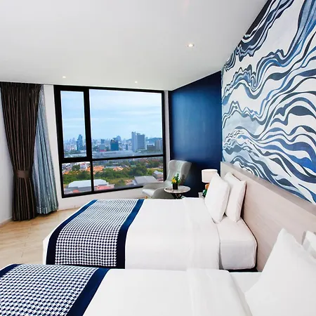 Hotel Brighton Grand & Convention