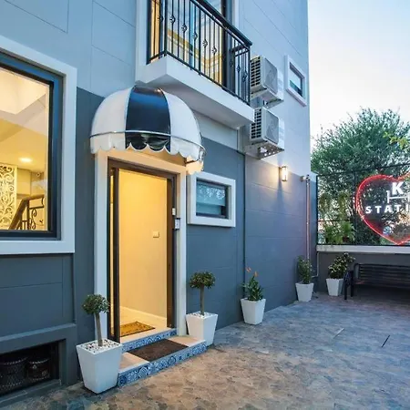 K Station Hotel