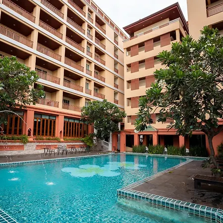 Hotel Sunday Chateau En - Pattaya