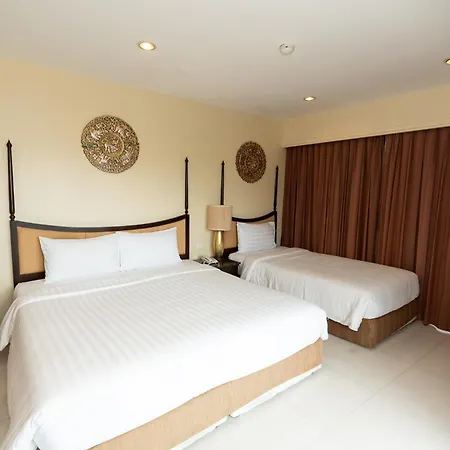 Sunday Chateau En - 5* Pattaya