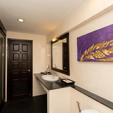 Sunday Chateau En - 5* Pattaya