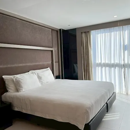 โรงแรม Vanko International Pattaya