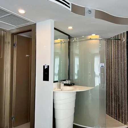 โรงแรม Vanko International Pattaya