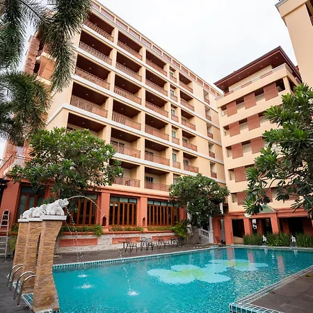 Sunday Chateau En - Hotel Pattaya