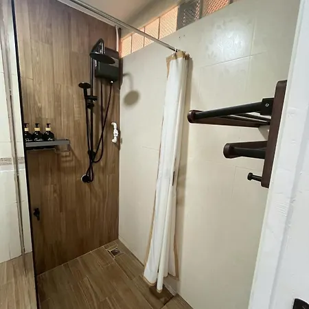 Truely Bed & Breakfast 4*