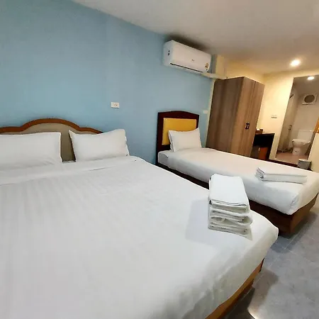 Hostel Rustic Comfort Zone, Pattaya