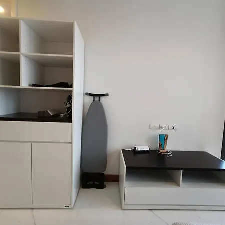 Luxury Large One Bedroom Seaview Serviced At Wongamat, Pattaya