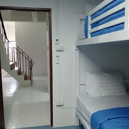 , & Coworking ที่พัก *