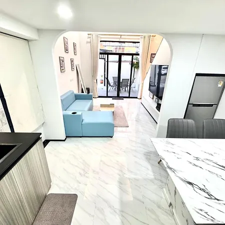 Flex Pool Villa
