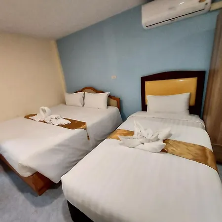 Rustic Comfort Zone, Hostel *