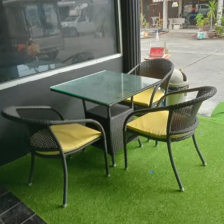 , & Coworking ที่พัก *