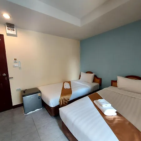 Rustic Comfort Zone, Hostel