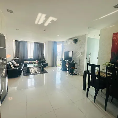 Apartment Wongamat Luxury Large *