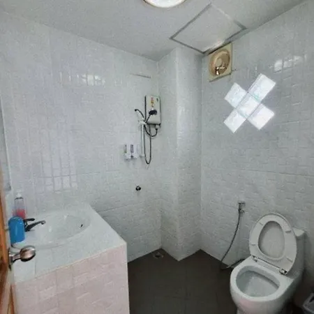 Apartment Marin House Pattaya