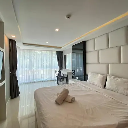 Apartment Grand Avenue By Monthstayz Thailand
