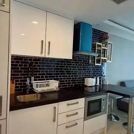 Grand Avenue By Monthstayz Thailand Apartment *