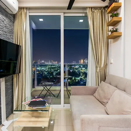 Rare Panoramic Sea, & Mountain Views - Xxl Balcony - 1gbps Blazing Fast Free Wifi - Pool - Gym - Pool Table - Steam - Sauna - Bar * Pattaya