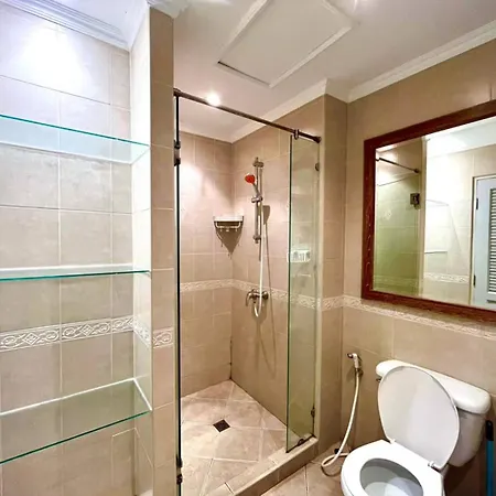 Apartment View Talay 6 Close To