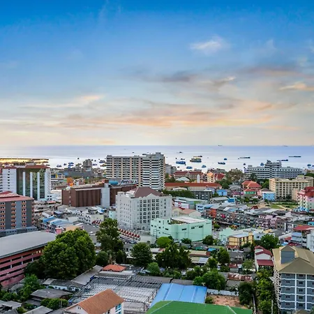 อพาร์ทเม้น Rare Panoramic Sea, & Mountain Views - Xxl Balcony - 1gbps Blazing Fast Free Wifi - Pool - Gym - Pool Table - Steam - Sauna - Bar Pattaya