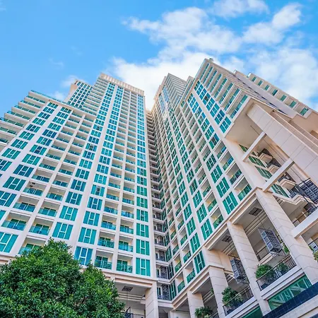 Rare Panoramic Sea, & Mountain Views - Xxl Balcony - 1gbps Blazing Fast Free Wifi - Pool - Gym - Pool Table - Steam - Sauna - Bar