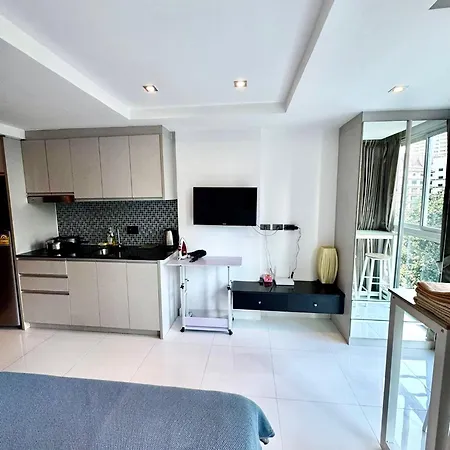 อพาร์ทเม้น Serenity Wongamat Pattaya