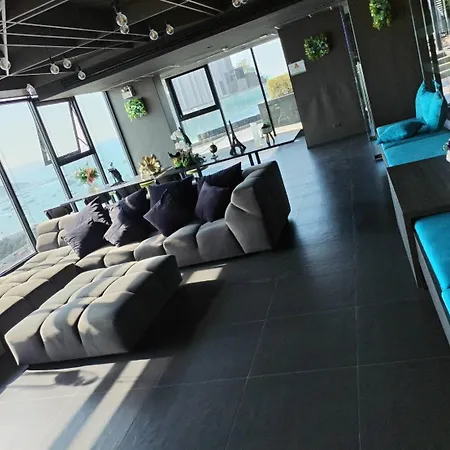 The Base By Uricity * Pattaya