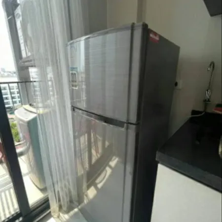อพาร์ทเม้น Base Quiet King-bed With Infinity Pool & Free Netflix!