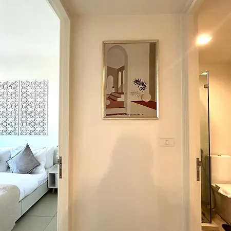 อพาร์ทเม้น Unixx Sea View *