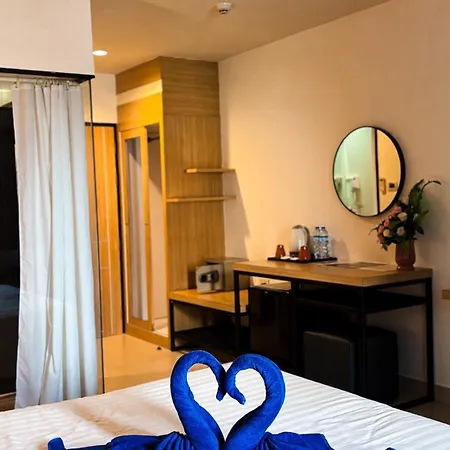 Vogue Hotel 4*
