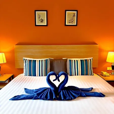 Vogue 4* Pattaya